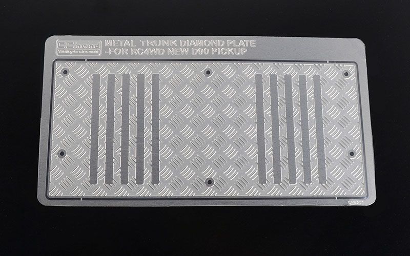 RC4WD Steel Diamond Tailgate Plate 2015 Land Rover Defender D90