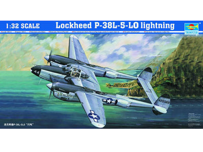 Trumpeter 1/32 Lockheed P-38L-5-LO Lightning