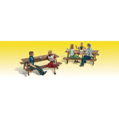 HO Outdoor Dining