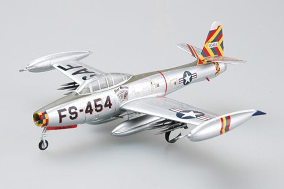 Easy Model 1/72 F-84G "Four Queens/OLIE", Flown by Joe Davis, 58 FBG. Base Taegu, Summer 1953.