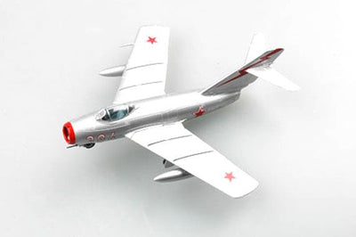 Easy Model 1/72 MiG-15 No.384 belonged to one of the V-VS units stationed in China,in June 1951
