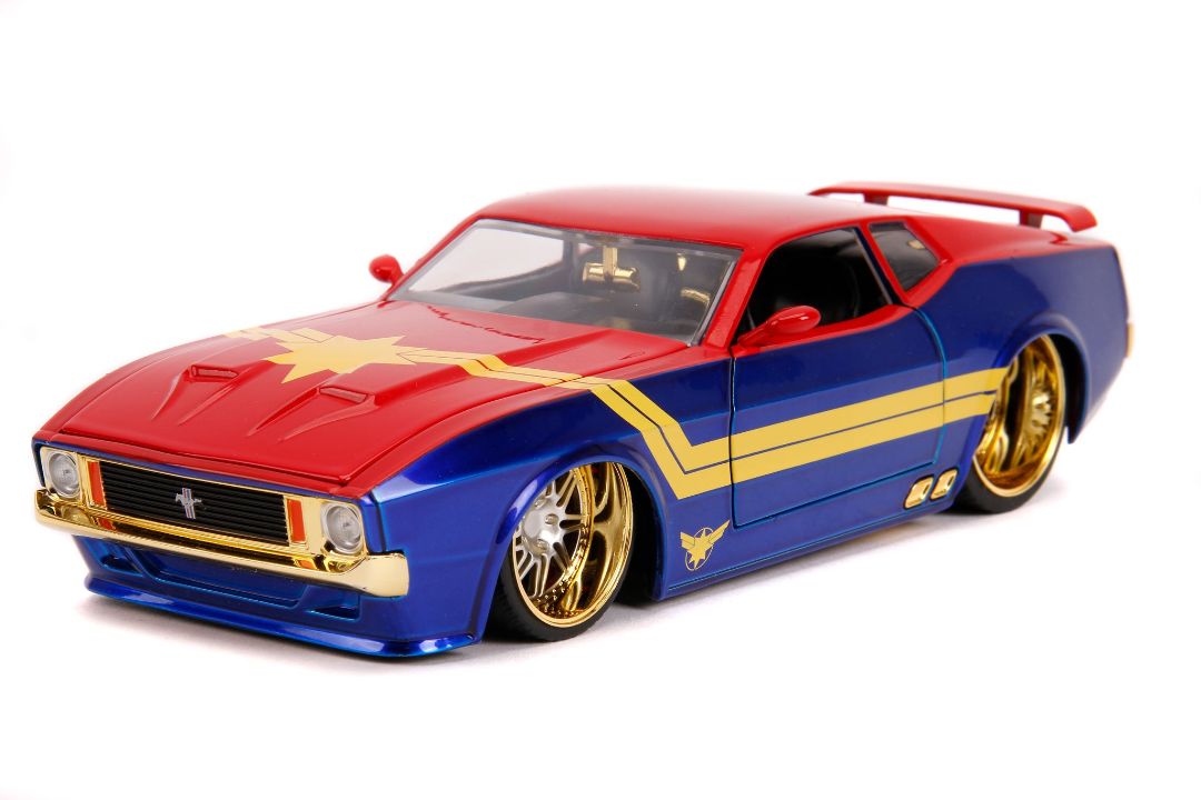 Jada 1/24 "Hollywood Rides" 1973 Ford Mustang Mach 1 with Captain Marvel