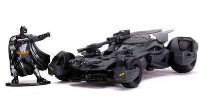 Jada 1/32 "Hollywood Rides" 2017 Justice League Batmobile with Batman