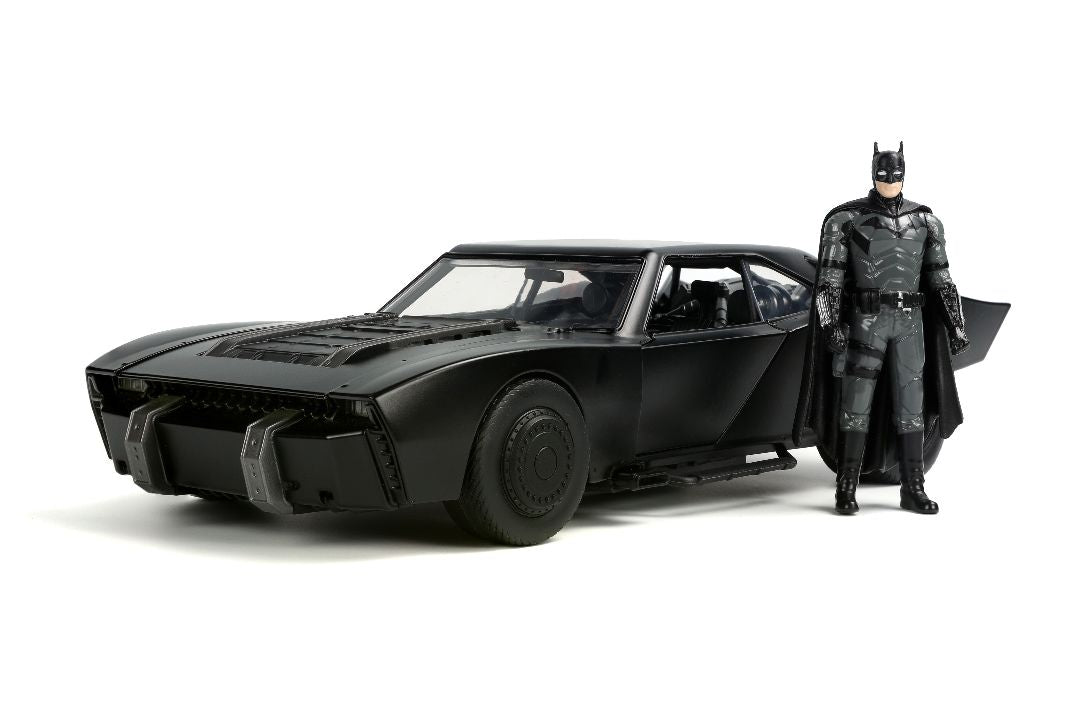 Jada 1/18 "Hollywood Rides" 2022 Batman Batmobile w/Batman