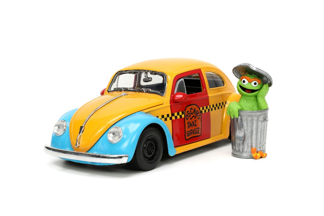 Jada 1/24 "Hollywood Rides" Sesame Street 1959 VW Beetle with Oscar