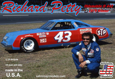 Salvinos JR Models 1/25 Richard Petty #43 Oldsmobile 442 Winner 1979 Model Kit