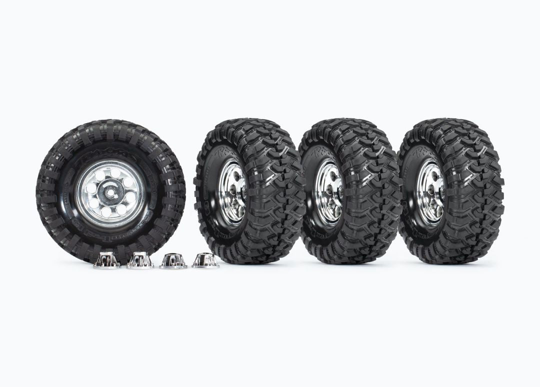 Traxxas Tires and wheels, assembled, glued (1.9" classic chrome wheels, Canyon Trail 4.6x1.9" tires) (4)/ center caps (4)/ decal sheet (requires #8255A extended stub axle)