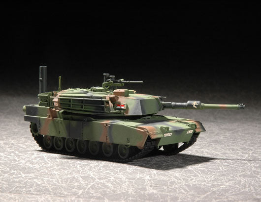 Trumpeter 1/72 M1A1 Abrams Main Battle Tank (MBT)